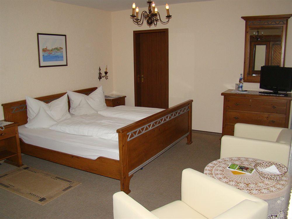 Hotel Hirsch Бад-Петерсталь-Грисбах Экстерьер фото