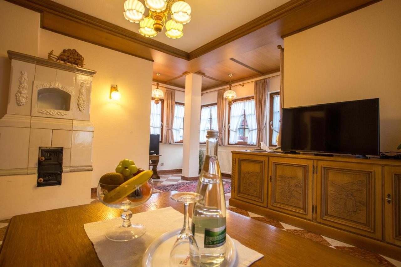 Hotel Hirsch Бад-Петерсталь-Грисбах Экстерьер фото