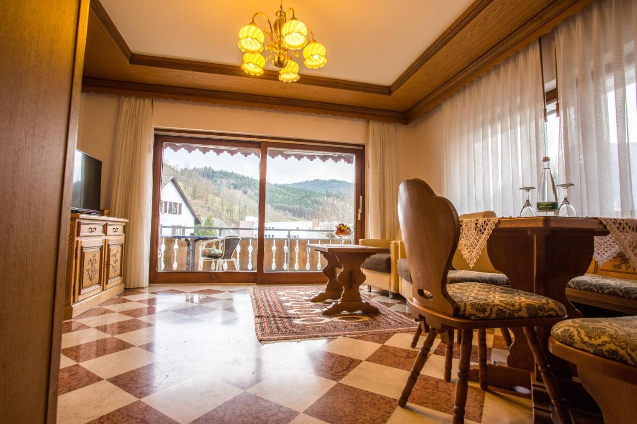 Hotel Hirsch Бад-Петерсталь-Грисбах Экстерьер фото