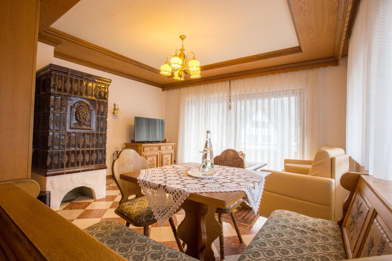 Hotel Hirsch Бад-Петерсталь-Грисбах Экстерьер фото